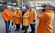 Stahlwerk Thüringen GmbH - Besuch von Bundesministerin